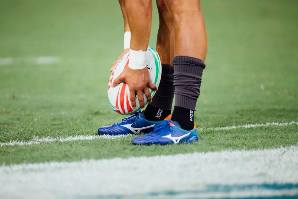 Rugby vs Football - The Key Differences Explained - Rugby Reader